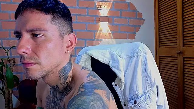 mister eithan online show from March 2026 02:06:02 AM