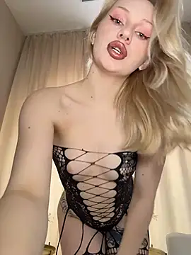 DayaFoxy online show from April 2026 01:20:01 PM