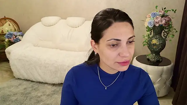 LovelyBeatrice online show from February 2026 05:56:01 AM