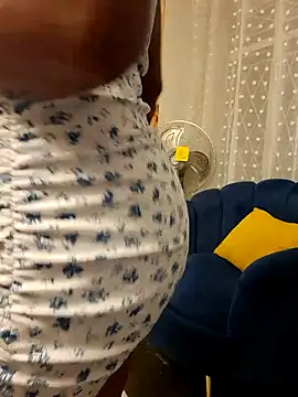 Snapshot of Barbieee1301 chatting on March 2026 06:37:02 PM Barbieee1301 online show from March 2026 06:37:02 PM