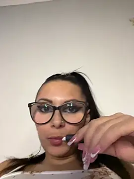 HiddendesireXO01 online show from February 2026 09:54:01 AM