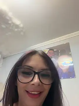 Snapshot of HiddendesireXO01 chatting on June 2026 07:41:02 PM HiddendesireXO01 online show from June 2026 07:41:02 PM