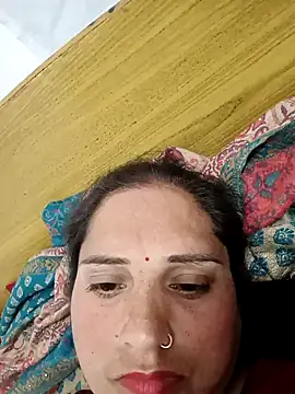 Cute-karisma1234 online show from February 2026 02:26:01 PM