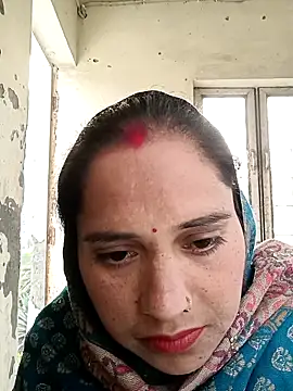 Cute-karisma1234 online show from February 2026 02:31:02 AM