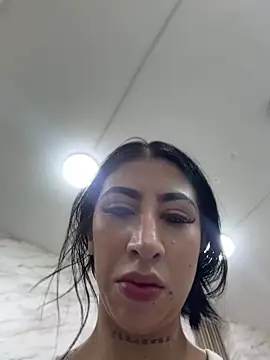 darkkjulietha online show from June 2026 01:15:01 PM