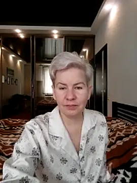 AvaSwan5354 online show from April 2026 12:33:01 PM