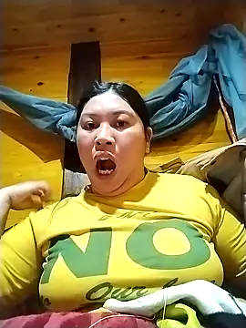 kussecka online show from March 2026 02:04:02 AM