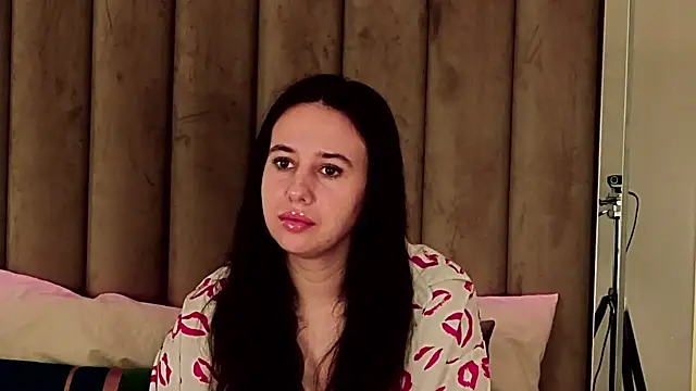 MavisReeve online show from April 2026 03:34:02 AM