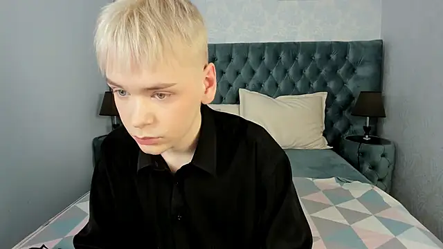 Je Salvatore online show from February 2026 06:31:02 AM