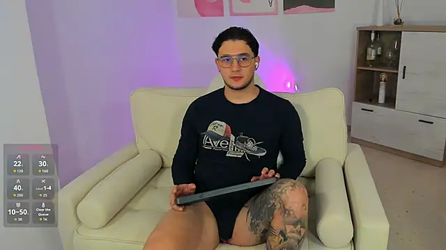 Massimo Fiore online show from February 2026 01:40:01 PM