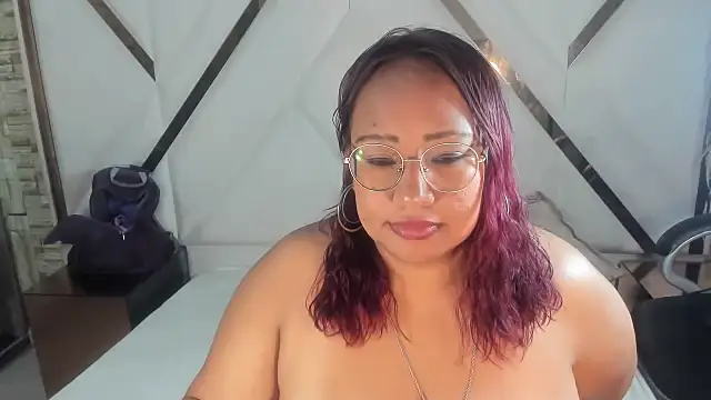 Shara Oz online show from February 2026 02:51:01 AM