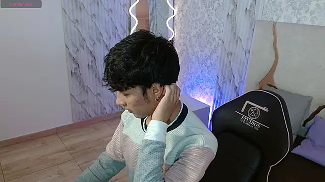 osamu tay online show from April 2026 03:04:01 AM