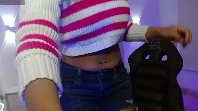 TINY TAY online show from February 2026 11:51:01 AM