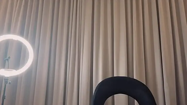 Blazelakocainaxxx online show from April 2026 04:48:01 PM