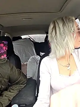 BeautifulFire23 online show from April 2026 03:19:02 PM