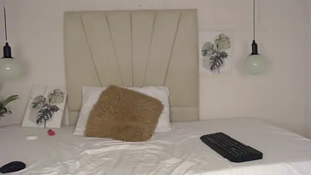 Snapshot of Ashley_Ebony__ chatting on February 2026 12:36:01 PM Ashley Ebony online show from February 2026 12:36:01 PM