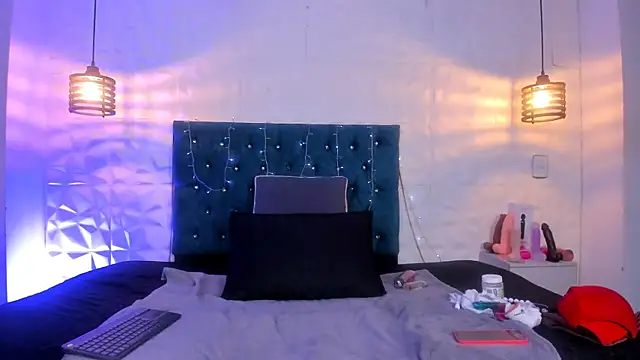 samantha foxyy online show from April 2026 11:04:02 AM