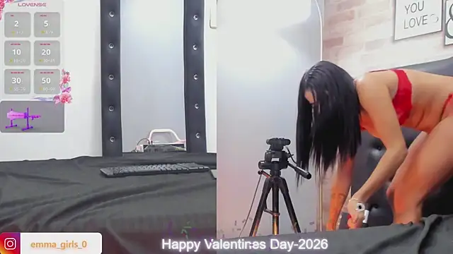 emmagirl0 online show from February 2026 02:47:01 PM