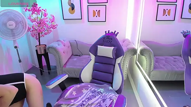 Victoria  doll online show from April 2026 12:36:02 PM