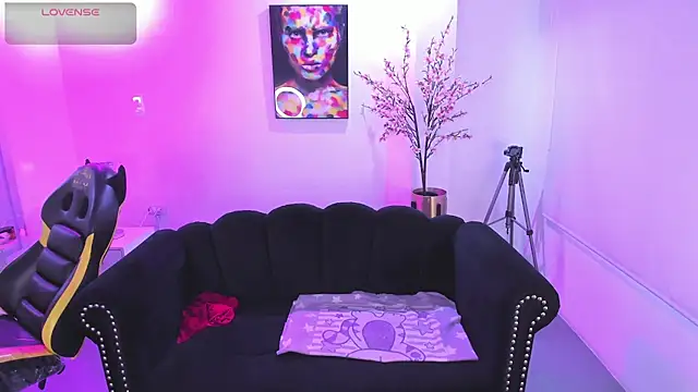 Victoria  doll online show from July 2026 11:53:01 AM