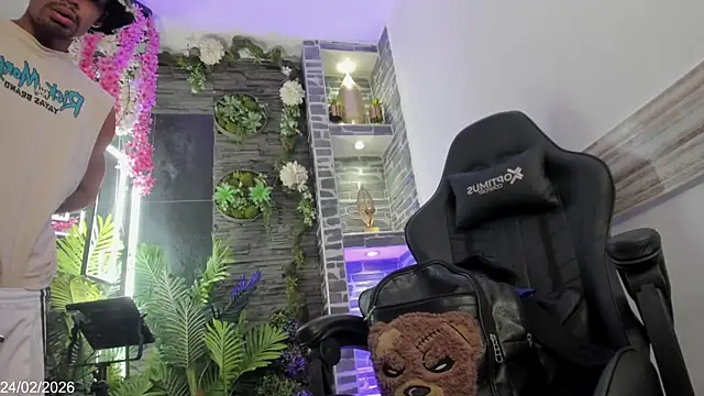 Rpoolrboy online show from February 2026 08:07:02 PM