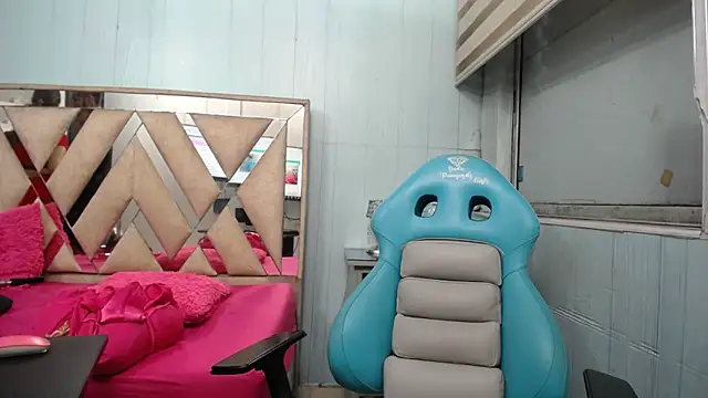 allison max tattoo online show from February 2026 01:07:02 AM