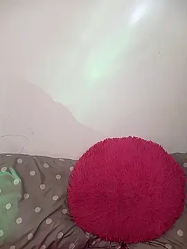 EmiilyFoxx09 online show from March 2026 01:51:03 PM