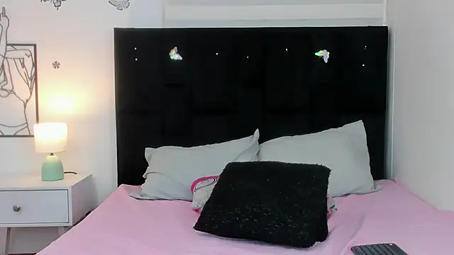 Brenda Karter online show from July 2026 07:18:02 PM