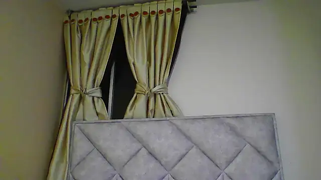 Snapshot of camila_star10 chatting on April 2026 02:25:02 AM camila star10 online show from April 2026 02:25:02 AM