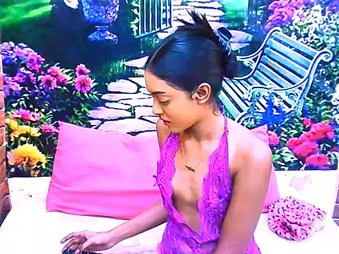 IndianPretty14u2Luv online show from April 2026 07:58:01 PM