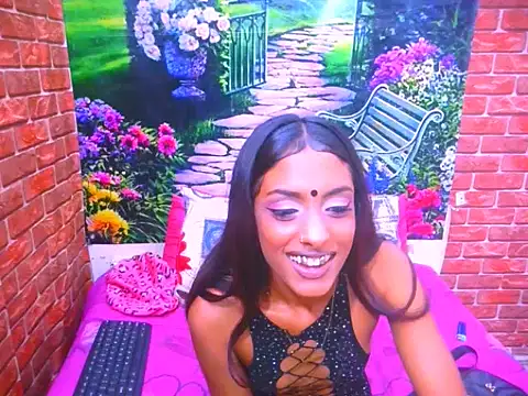 Snapshot of IndianPretty14u2Luv chatting on June 2026 03:33:01 PM IndianPretty14u2Luv online show from June 2026 03:33:01 PM