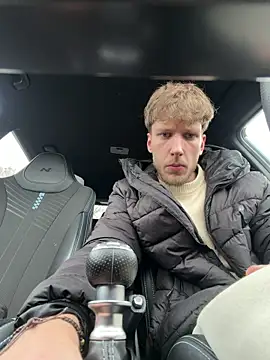 YoungSkinnyBoy20 online show from February 2026 12:01:02 PM