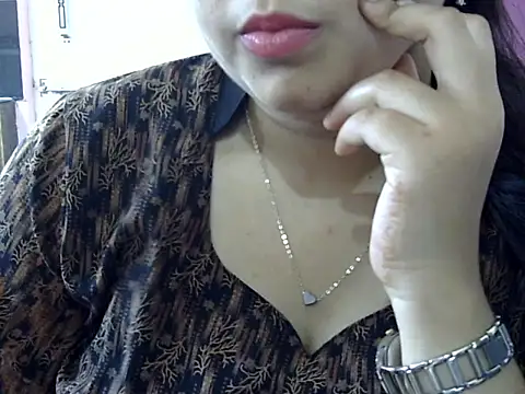 Snapshot of Cute_Aliyaa chatting on April 2026 09:30:02 AM Cute Aliyaa online show from April 2026 09:30:02 AM