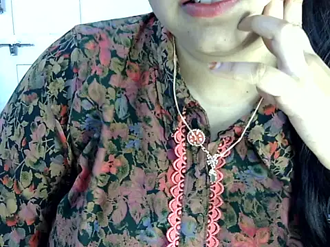 Snapshot of Cute_Aliyaa chatting on June 2026 02:26:02 PM Cute Aliyaa online show from June 2026 02:26:02 PM