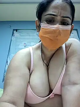 Snapshot of diyam4002 chatting on February 2026 06:55:02 AM diyam4002 online show from February 2026 06:55:02 AM