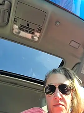 Sunflower0025 online show from February 2026 09:22:01 PM