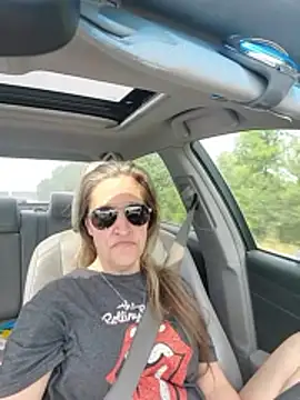 Sunflower0025 online show from April 2026 04:45:02 PM