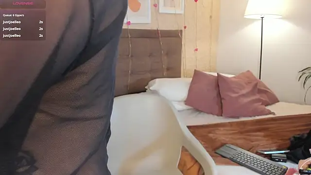 SalomeStorm  online show from February 2026 01:59:01 PM