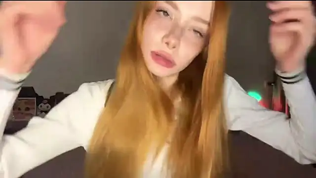 Kiralovessto online show from April 2026 05:05:02 PM