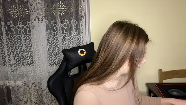 SoftIris  online show from February 2026 10:55:01 PM