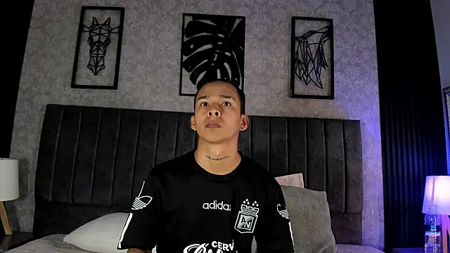 bliinkii and luka  online show from February 2026 03:18:01 PM