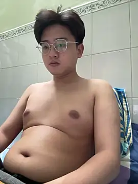 Kami Kazo online show from April 2026 01:58:02 PM