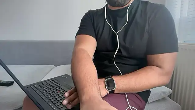 justonce2 online show from March 2026 09:26:01 AM