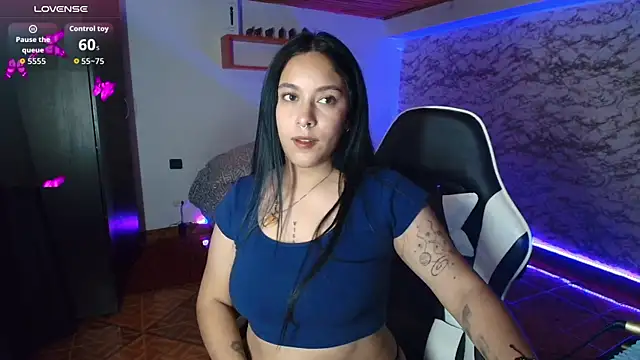 Snapshot of Camila_IRoose chatting on July 2026 10:04:01 PM Camila IRoose online show from July 2026 10:04:01 PM