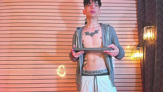 TheBatMansion online show from April 2026 10:52:01 PM