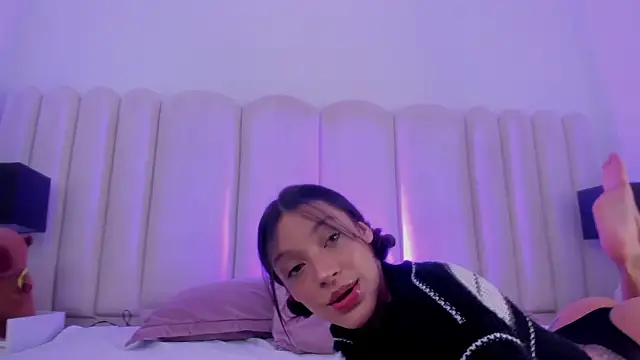 Zoe Banx online show from March 2026 07:48:02 AM