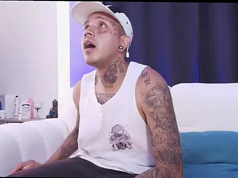 blackout9703 online show from February 2026 05:43:01 PM