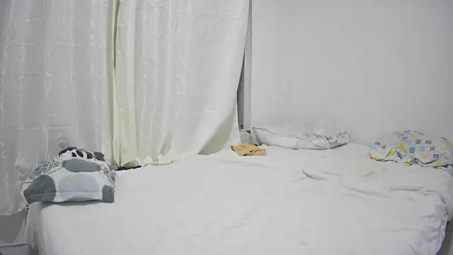 coffeewithmilk 1 online show from March 2026 02:04:02 AM