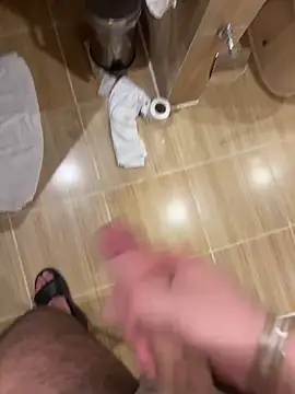 BIGDICK111000 online show from February 2026 05:06:02 PM