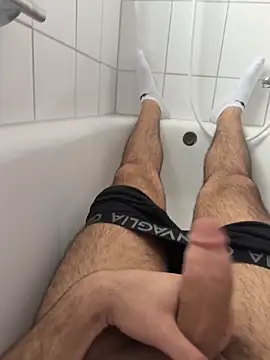 BIGDICK111000 online show from April 2026 01:09:02 PM